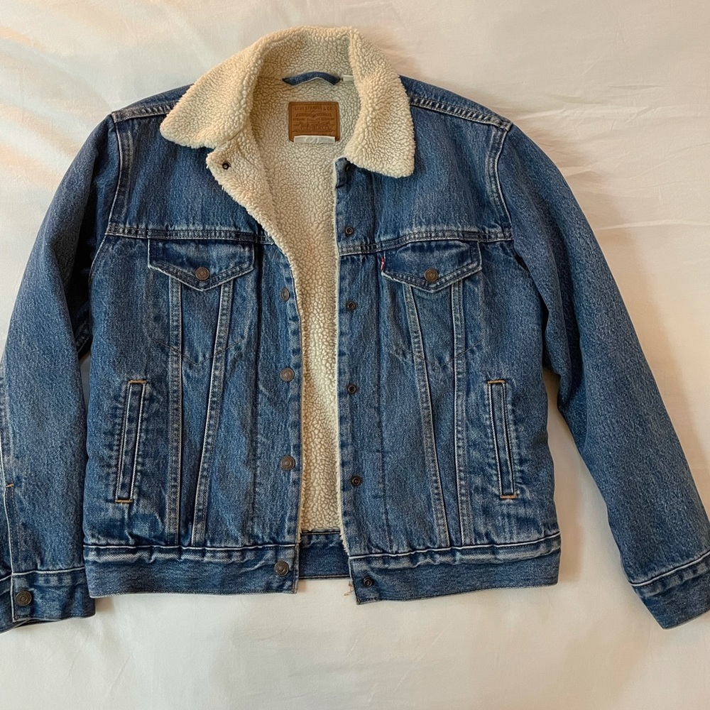 Levi’s Sherpa Lined Trucker Denim Jacket